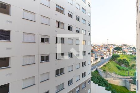 Vista da Sala de apartamento para alugar com 2 quartos, 35m² em Conjunto Residencial José Bonifácio, São Paulo