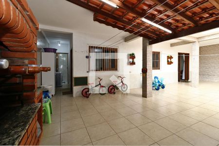 Área Social - Churrasqueira de casa à venda com 3 quartos, 180m² em Jardim Stella, Santo André