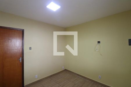 Quarto 1 de casa para alugar com 2 quartos, 55m² em Mutondo, São Gonçalo
