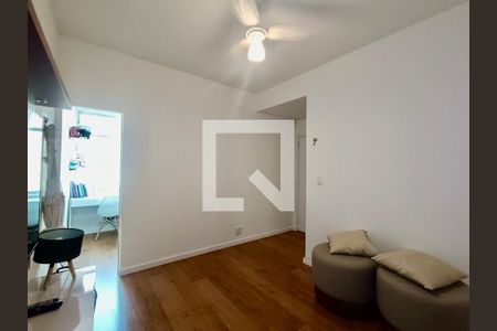 Sala de apartamento à venda com 2 quartos, 57m² em Copacabana, Rio de Janeiro