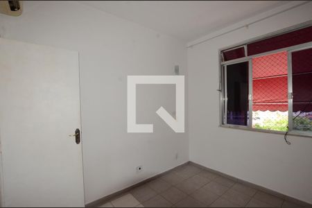 Quarto 1 de apartamento para alugar com 2 quartos, 95m² em Vila Valqueire, Rio de Janeiro