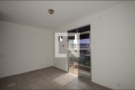 Sala de apartamento para alugar com 2 quartos, 95m² em Vila Valqueire, Rio de Janeiro