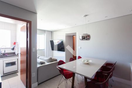 Sala de apartamento para alugar com 2 quartos, 60m² em Manacás, Belo Horizonte