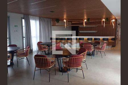 Apartamento à venda com 66m², 2 quartos e 1 vaga Apartamento à venda com 66m², 2 quartos e 1 vagaSky Bar