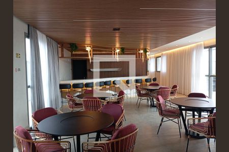 Apartamento à venda com 66m², 2 quartos e 1 vaga Apartamento à venda com 66m², 2 quartos e 1 vagaSky Bar