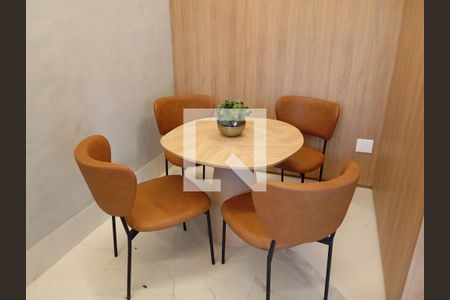 Apartamento à venda com 66m², 2 quartos e 1 vaga Apartamento à venda com 66m², 2 quartos e 1 vagaÁrea comum