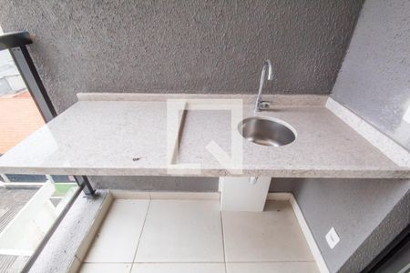 Sacada de apartamento à venda com 1 quarto, 38m² em Km 18, Osasco