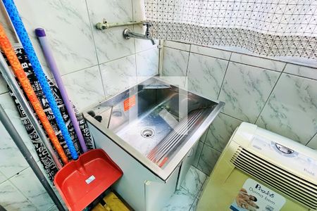 Apartamento à venda com 61m², 2 quartos e 1 vaga Apartamento à venda com 61m², 2 quartos e 1 vagaÁrea de Serviço