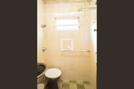 Casa à venda com 146m², 3 quartos e 3 vagas Casa à venda com 146m², 3 quartos e 3 vagasBanheiro de serviço