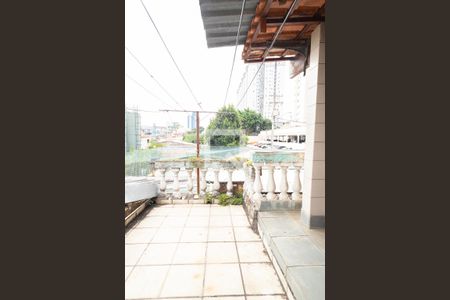 Casa à venda com 146m², 3 quartos e 3 vagas Casa à venda com 146m², 3 quartos e 3 vagasVaranda