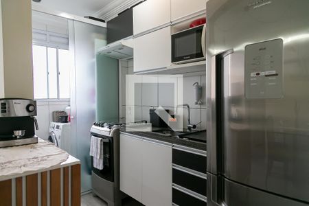 Cozinha de apartamento à venda com 2 quartos, 47m² em Glória, Porto Alegre