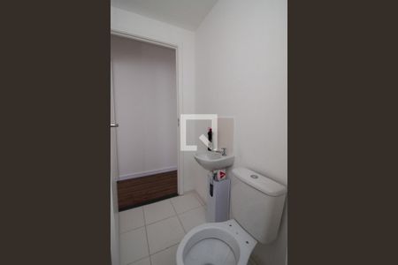Banheiro de apartamento para alugar com 2 quartos, 42m² em Jardim Gilda Maria, São Paulo