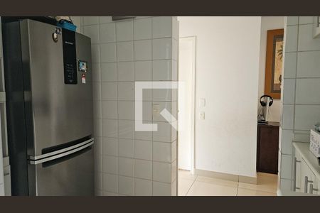 Cozinha de casa de condomínio à venda com 3 quartos, 155m² em Vila Sofia, São Paulo