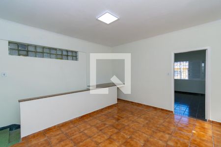 Sala de casa para alugar com 4 quartos, 240m² em Vila Antonieta, São Paulo