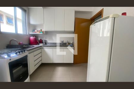 Cozinha de apartamento para alugar com 2 quartos, 70m² em Prado, Belo Horizonte