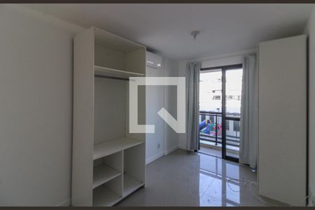 Suíte de apartamento à venda com 2 quartos, 70m² em Recreio dos Bandeirantes, Rio de Janeiro