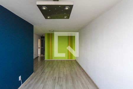 Sala de apartamento para alugar com 3 quartos, 80m² em Jardim Independência, São Paulo