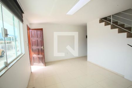 Sala de casa à venda com 2 quartos, 75m² em Tanque, Rio de Janeiro