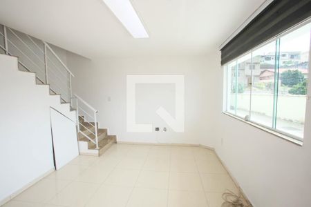 Casa à venda com 75m², 2 quartos e 1 vagaSala