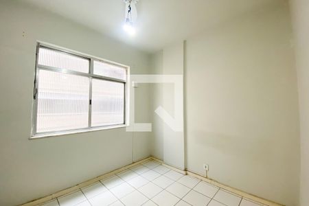 Quarto 1 de apartamento à venda com 2 quartos, 65m² em Leblon, Rio de Janeiro