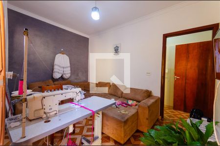 Casa à venda com 150m², 2 quartos e 3 vagasSala