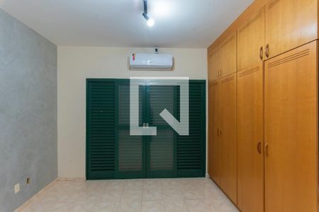 Suíte de casa à venda com 3 quartos, 181m² em Cidade Universitária, Campinas