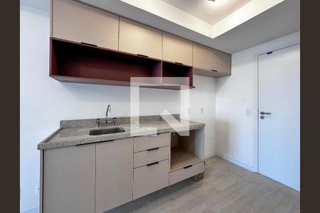 Cozinha de kitnet/studio para alugar com 0 quarto, 33m² em Vila Cordeiro, São Paulo