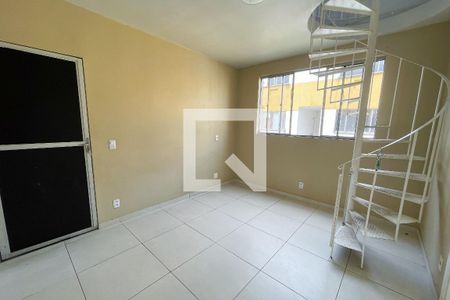 Sala de apartamento para alugar com 2 quartos, 75m² em Chácaras Rio-petrópolis, Duque de Caxias