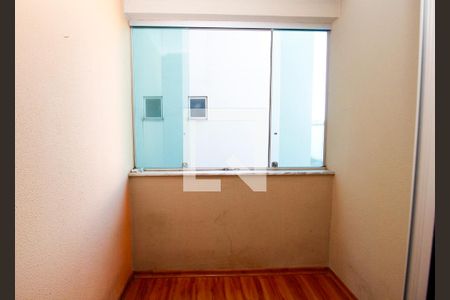 Quarto  de apartamento para alugar com 2 quartos, 55m² em Santa Ines, Belo Horizonte