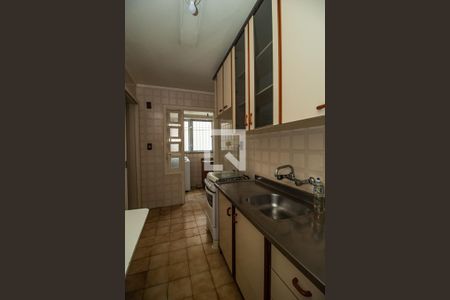 Cozinha de apartamento à venda com 3 quartos, 71m² em Santana, Porto Alegre