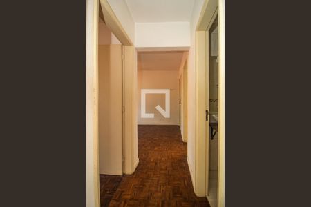 Corredor de apartamento para alugar com 2 quartos, 90m² em Jardim Botânico, Porto Alegre