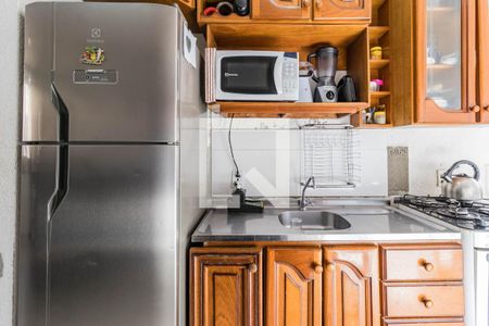 Cozinha de apartamento à venda com 2 quartos, 40m² em Sarandi, Porto Alegre