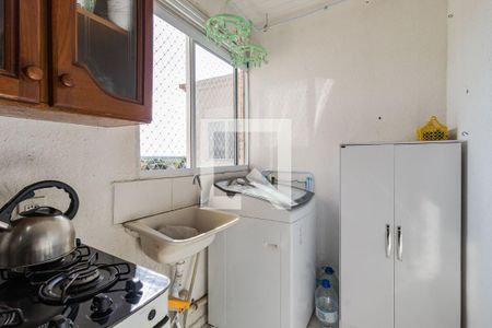 Cozinha de apartamento à venda com 2 quartos, 40m² em Sarandi, Porto Alegre