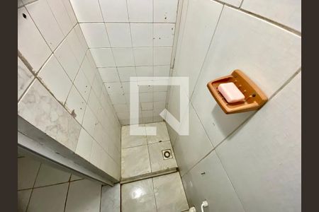Banheiro de kitnet/studio para alugar com 1 quarto, 30m² em Centro, Salvador
