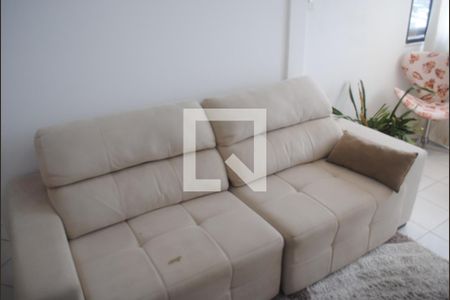 Sofa sala de apartamento para alugar com 3 quartos, 124m² em Armação, Salvador