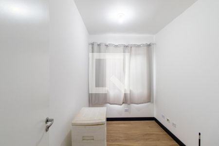 Quarto 1 de apartamento para alugar com 2 quartos, 57m² em Cajuru, Curitiba