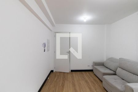 Sala/Cozinha de apartamento para alugar com 2 quartos, 57m² em Cajuru, Curitiba