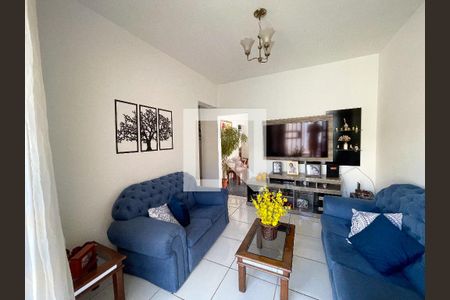 Sala de casa à venda com 3 quartos, 270m² em Eldorado, Contagem