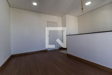 Sala de apartamento para alugar com 2 quartos, 47m² em Jardim Tupanci, Barueri