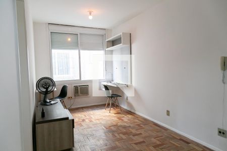 Sala de apartamento à venda com 1 quarto, 40m² em Santo Antônio, Porto Alegre