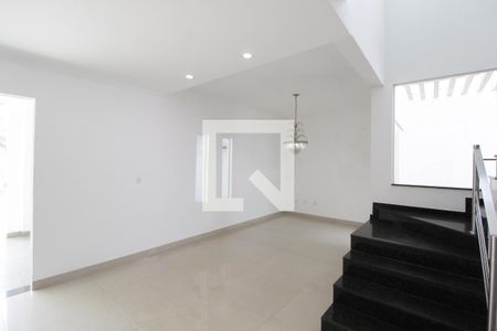 Sala 2 de casa para alugar com 5 quartos, 367m² em Jardim Karaíba, Uberlândia