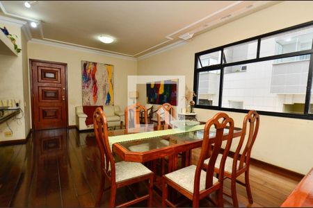 Sala de apartamento à venda com 4 quartos, 130m² em Santa Efigênia, Belo Horizonte