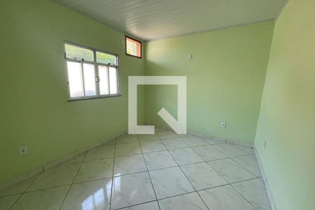 Quarto de casa para alugar com 1 quarto, 21m² em Vila Rosário, Duque de Caxias