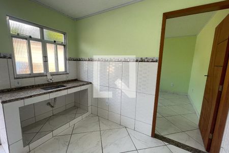 Sala de casa para alugar com 1 quarto, 21m² em Vila Rosário, Duque de Caxias