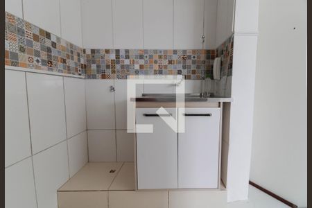 Cozinha de kitnet/studio à venda com 1 quarto, 25m² em Cidade Baixa, Porto Alegre