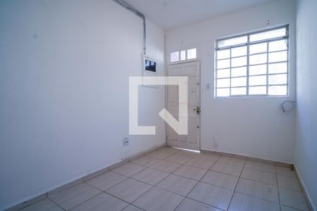 Sala de casa para alugar com 2 quartos, 120m² em Vila Santana, Sorocaba