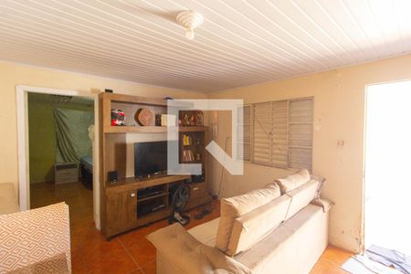 Sala 2 de casa à venda com 2 quartos, 432m² em Santos Dumont, São Leopoldo