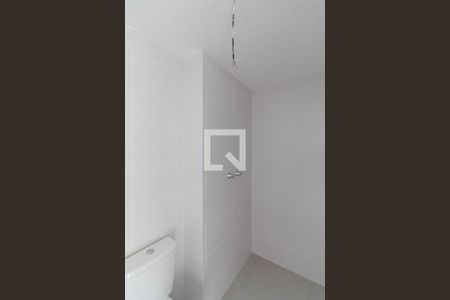 Banheiro da Suíte de apartamento à venda com 1 quarto, 65m² em Chácara Seis de Outubro, São Paulo
