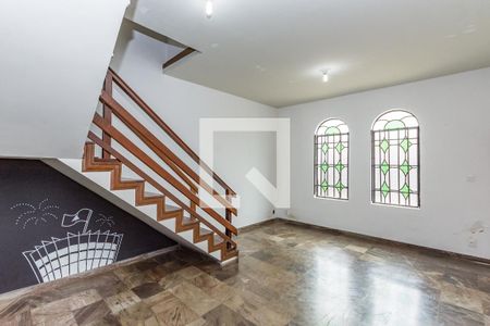 Sala 3 de casa para alugar com 3 quartos, 230m² em Caiçara-adelaide, Belo Horizonte