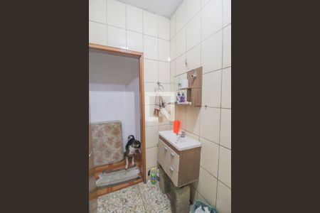 Casa à venda com 100m², 2 quartos e 2 vagas Casa à venda com 100m², 2 quartos e 2 vagasBanheiro